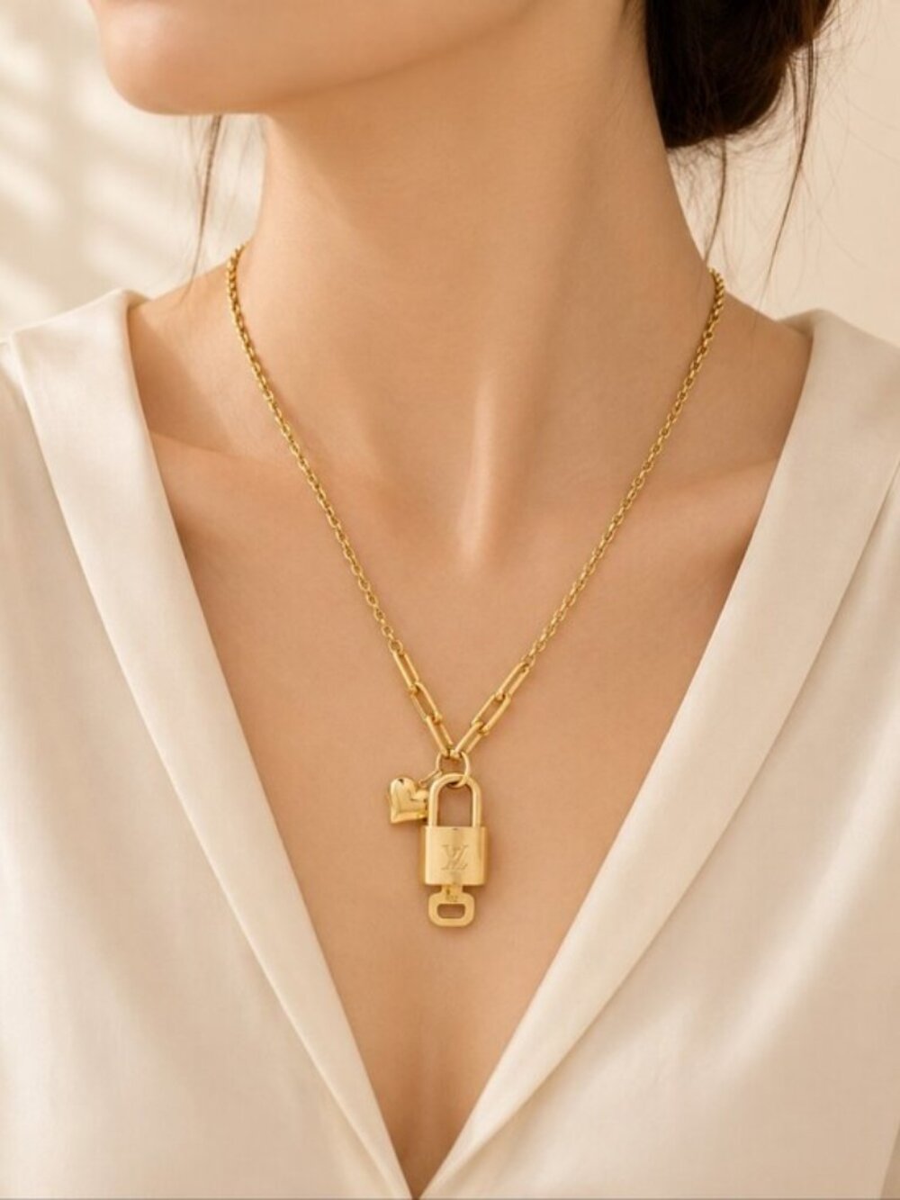 Authentic Louis Vuitton Lock & Key w/ Unbranded Gold Plated Gold Chain Necklace